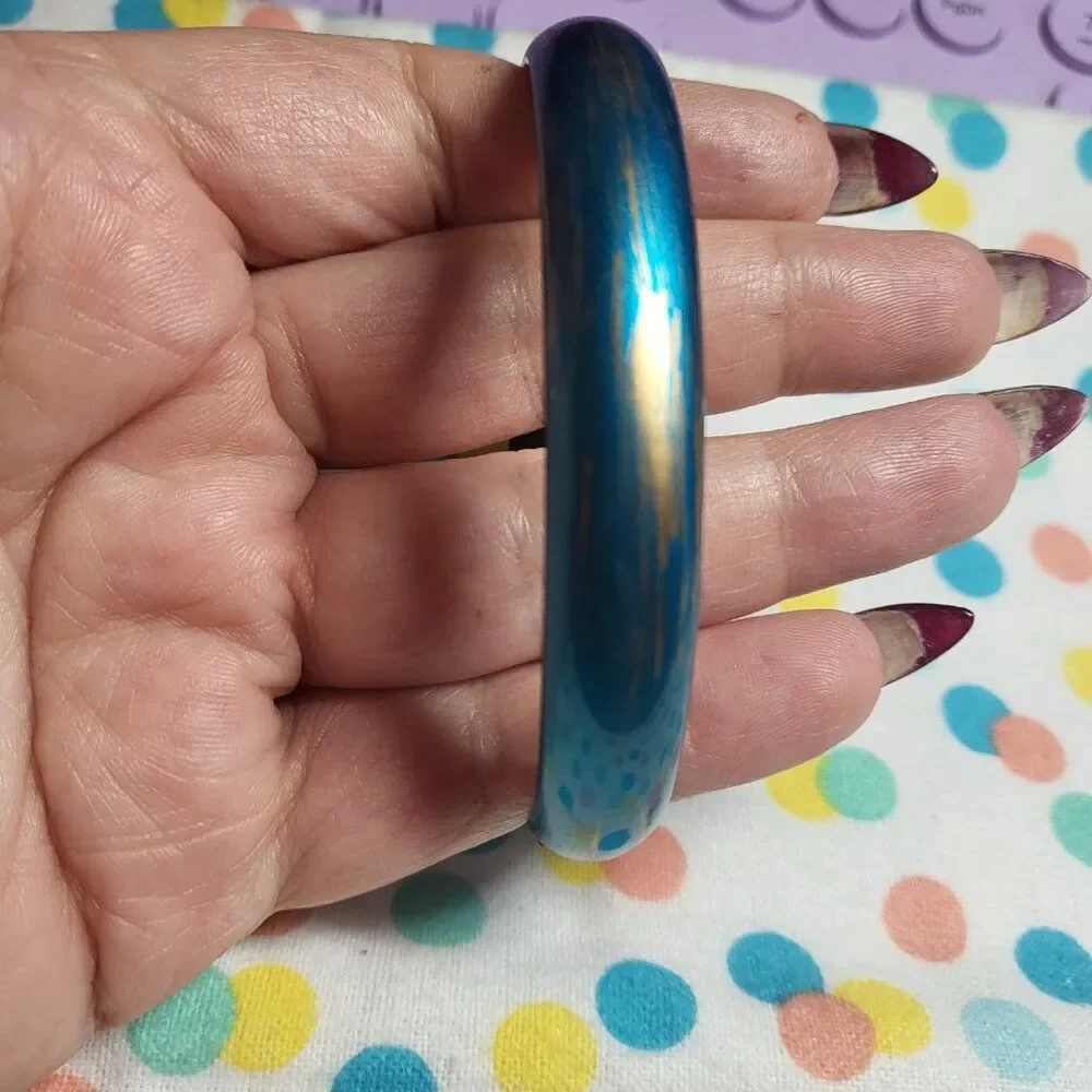 N/A blue metallic